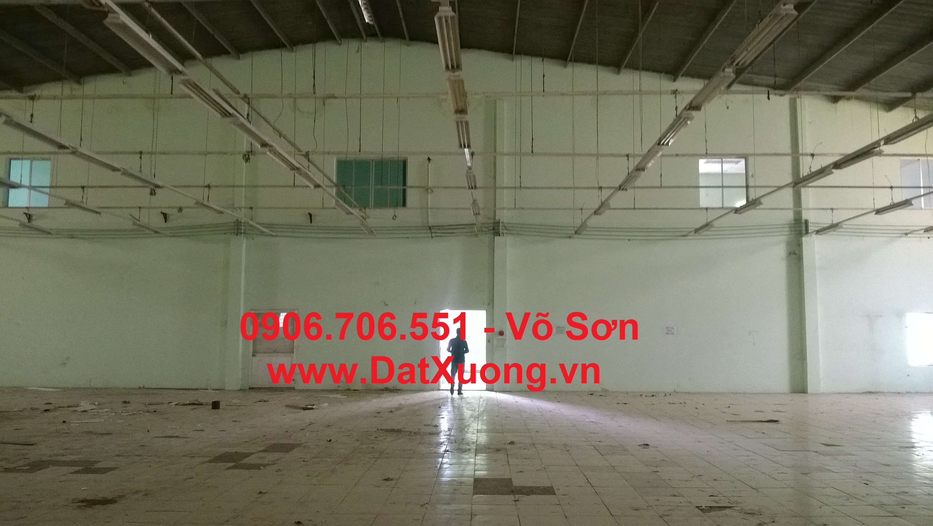 Cho thuê xưởng 800m mặt tiền đường Phạm Văn Sáng